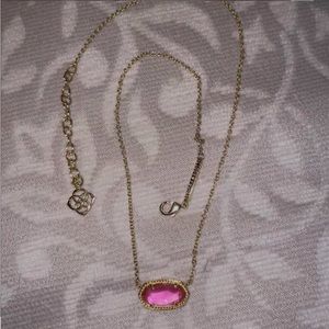 Kendra Scott necklace